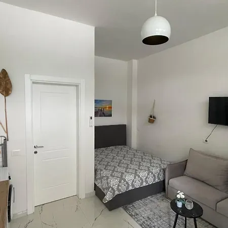 Mistea * Golem (Tirana)